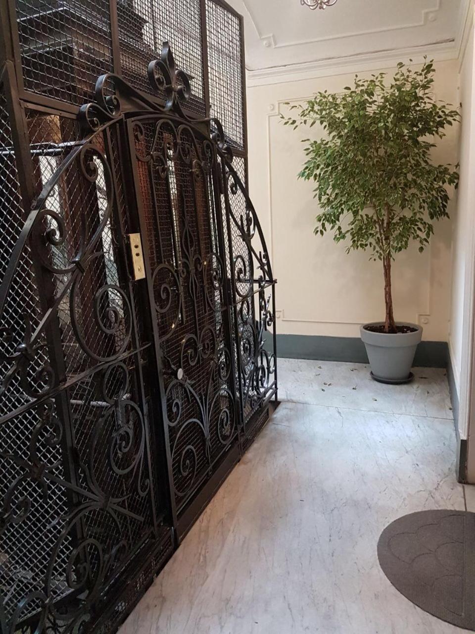רומא Excellent Trinity Rooms מראה חיצוני תמונה