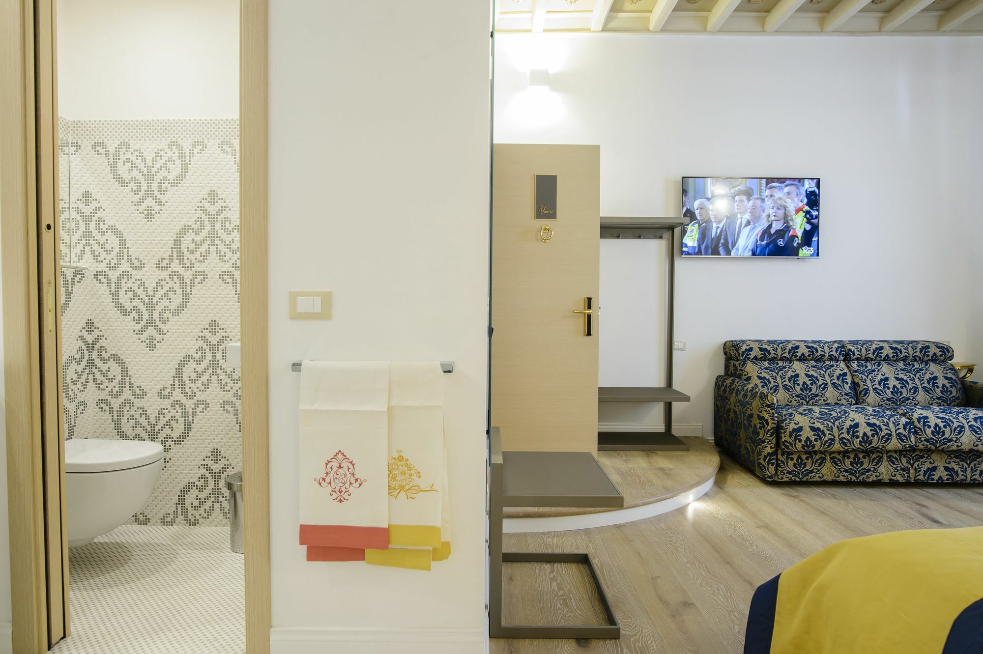 רומא Excellent Trinity Rooms מראה חיצוני תמונה